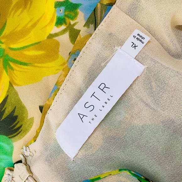 Astr Dress Aneira Green Yellow Blue Floral Tiered Ruffled Women's XL Maxi Dress - Picture 15 of 16